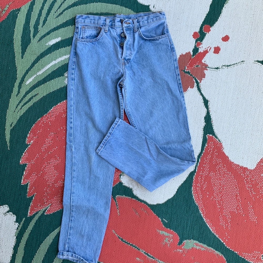 BRANDY MELVILLE MOM JEANS